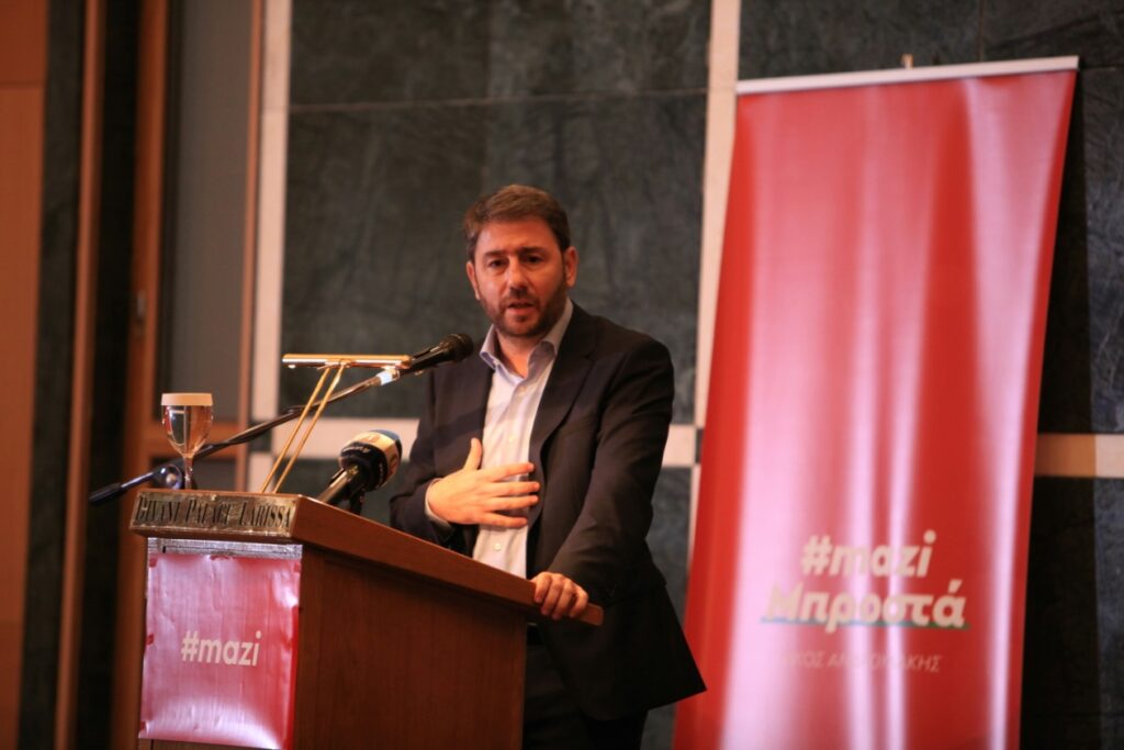 Ν. Ανδρουλάκης από τη Λάρισα: «Χρειάζεται η φωνή της προόδου, του ρεαλισμού και του οραματικού λόγου» (φωτ.)