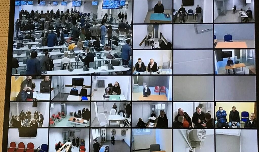 Ιταλία: Γερό χτύπημα στη Ντρανγκέτα – Στη φυλακή 70 μέλη της ισχυρότερης οργάνωσης της μαφίας (βίντεο)