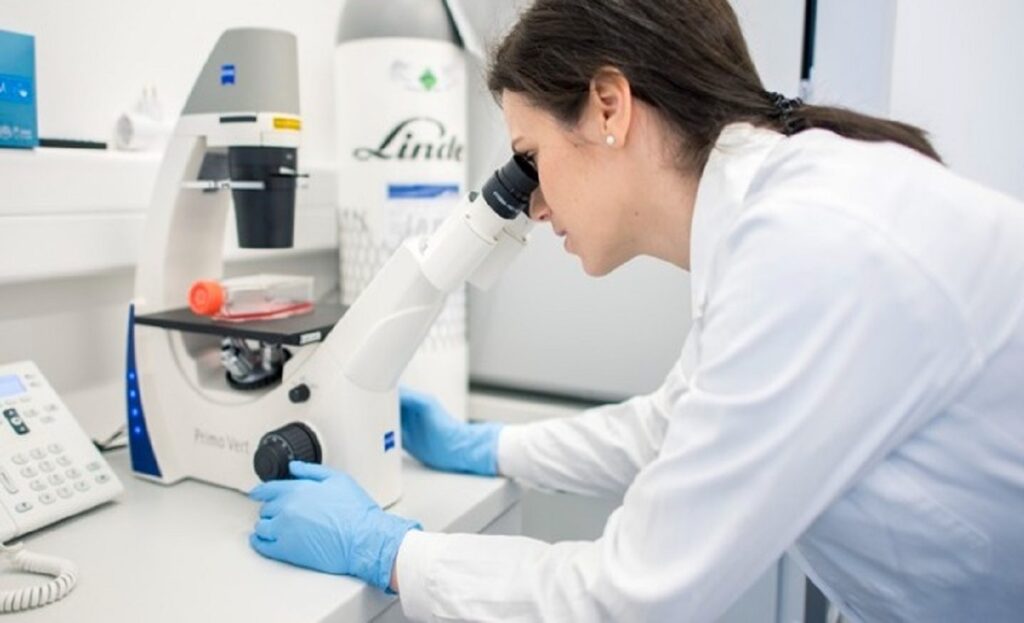 Λάρισα: Πάνω από 100 τα νέα κρούσματα – «Σοκ» από τους θανάτους, στα ύψη και ο αριθμός διασωληνωμένων