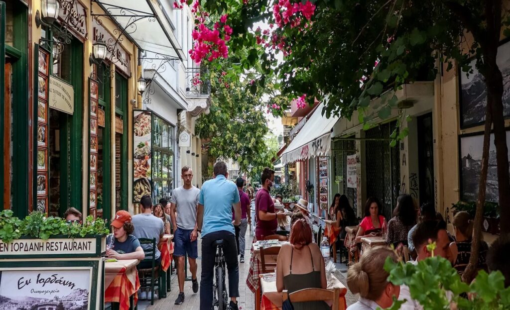 Ξεκινά η επιδότηση των λογαριασμών: Ποιοι είναι οι δικαιούχοι -Θα λάβουν από 6 έως 45 ευρώ