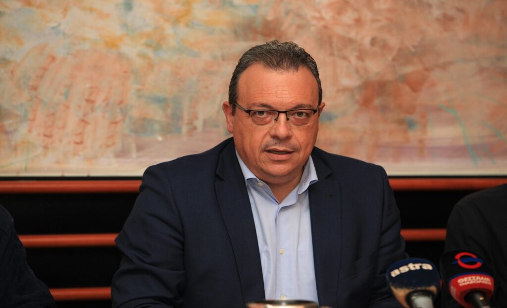 Σωκράτης Φάμελλος για τα νερά στη Θεσσαλία: «Πρόβλημα περιβάλλοντος, εισοδήματος και ζωής από την καθυστέρηση της κυβέρνησης»