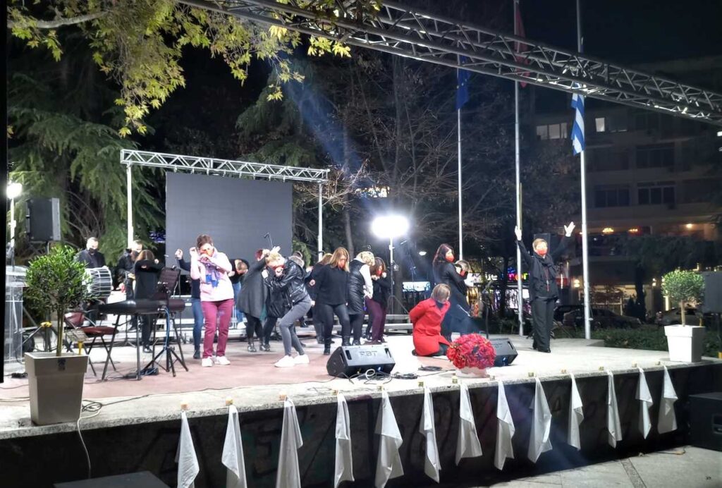 Δίκτυο #Κανείς_Μόνος: «Περνάμε από τη σιωπή στο θόρυβο» – Ηχηρό μήνυμα κατά της έμφυλης βίας από τη Λάρισα