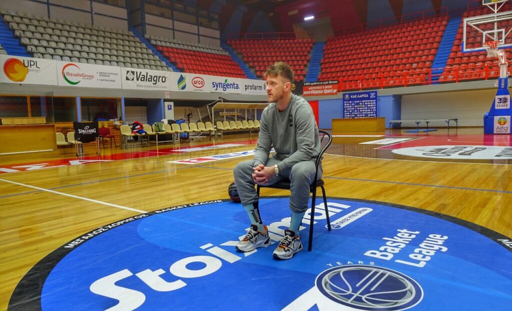 Νώντας Παπαντωνίου: «Επέστρεψα για να αναλάβω τις ευθύνες που μου αναλογούν»