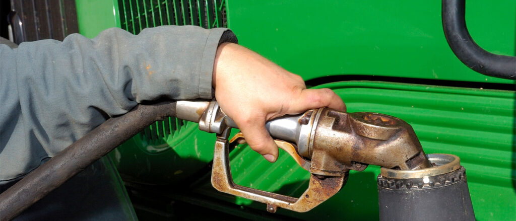 Επιστροφή ΕΦΚ πετρελαίου σε αγρότες που πουλούν το προϊόν τους μέσω συνεταιρισμών το 2022