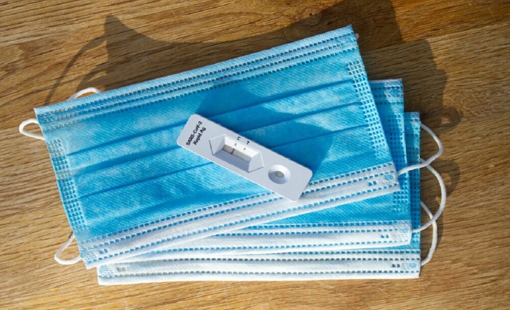 Πού θα γίνουν, αύριο, Τρίτη, rapid test σε Λάρισα και Θεσσαλία