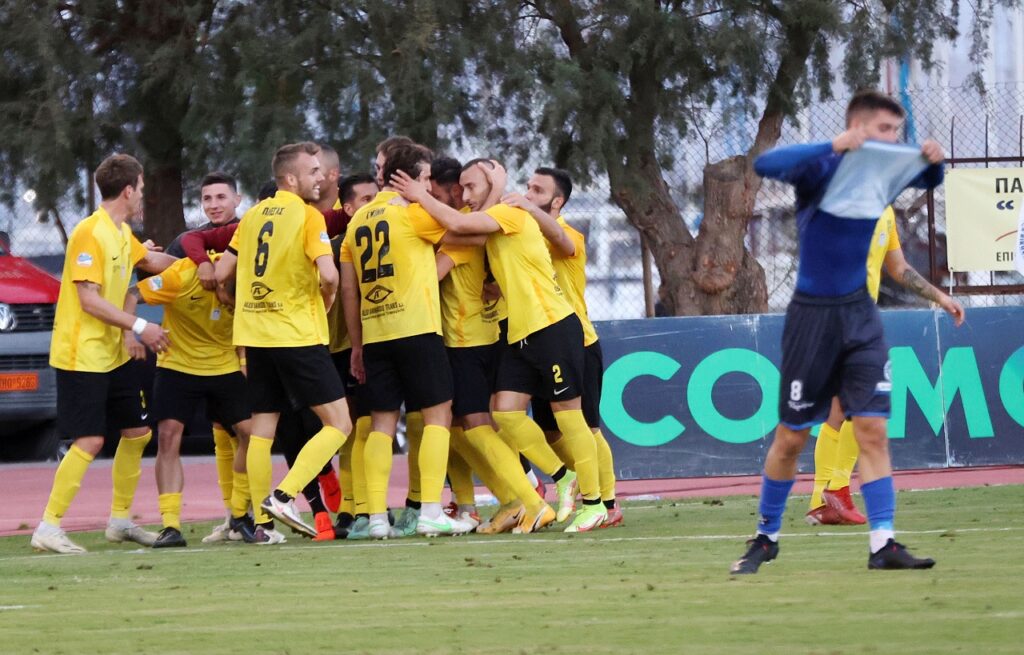 Ο Μάνιος με «μπάζερ μπίτερ» έδωσε προβάδισμα πρόκρισης στην Αναγέννηση Καρδίτσας