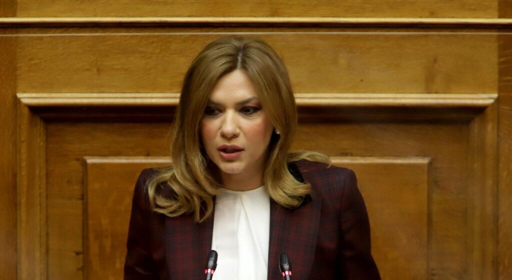 Στέλλα Μπίζιου: Δίνουμε ώθηση στις στρατηγικές επενδύσεις