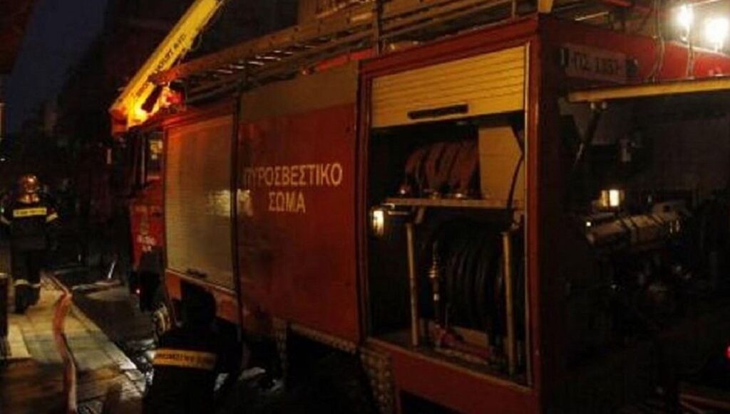 Λάρισα: Πυρκαγιά σε κουζίνα διαμερίσματος- Στο νοσοκομείο ο ιδιοκτήτης
