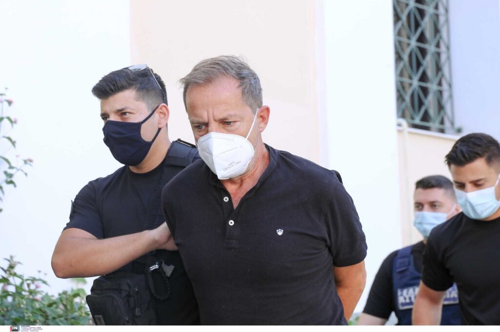 Σε δίκη για τέσσερις βιασμούς ο Δημήτρης Λιγνάδης – Παραμένει στη φυλακή