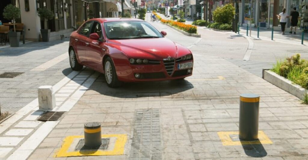 Λάρισα: Σηκώνονται οι μπάρες σε 12 σημεία στο πεζοδρομημένο εμπορικό κέντρο