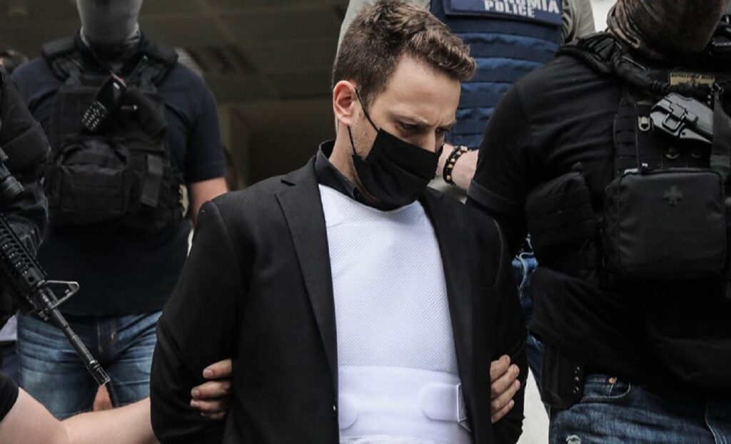 Γλυκά Νερά: Αλλάζει επίθετο η μικρή Λυδία – Η αντίδραση του Μπάμπη Αναγνωστόπουλου