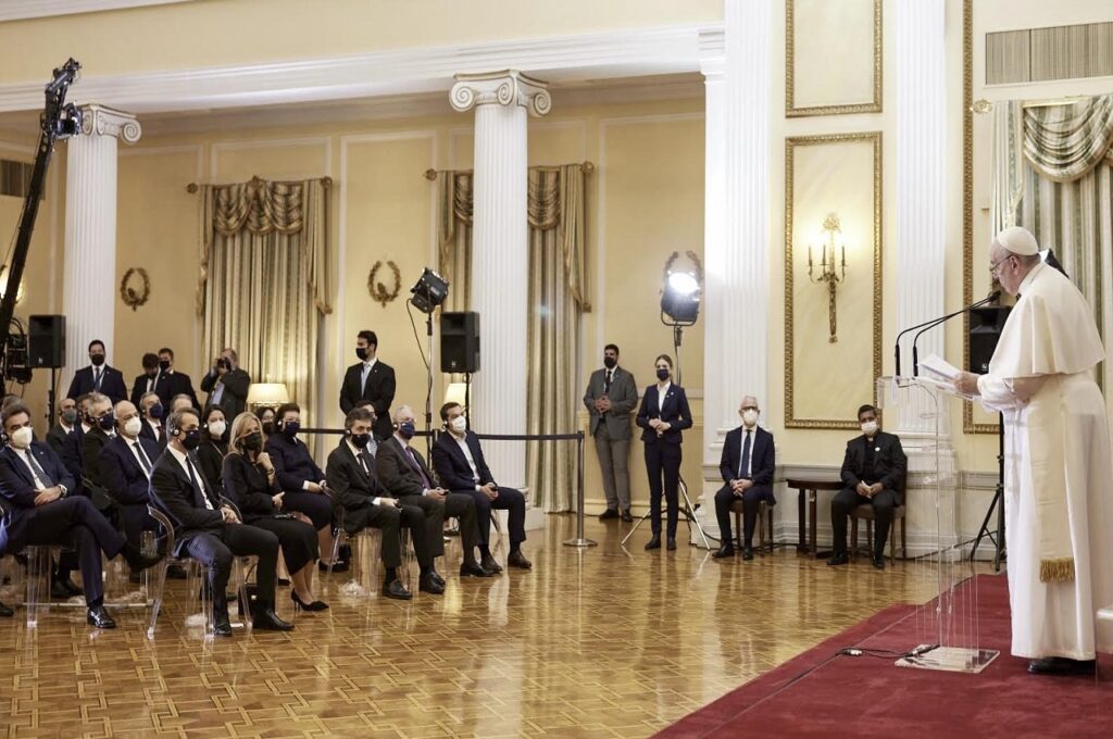 Μ. Χαρακόπουλος προς Πάπα Φραγκίσκο: «Συμπαρασταθείτε στις πρωτοβουλίες για την Αγία Σοφία»